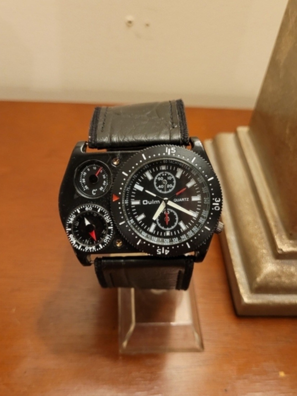 Brand New Oulm Black Multi-Dial Men's Watch